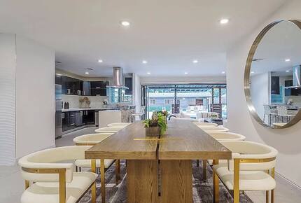 Ultimate Modern Compound: Resort-Style Experience - Valley Village, California