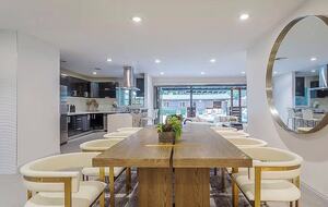 Ultimate Modern Compound: Resort-Style Experience - Valley Village, California