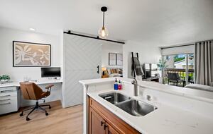 Modern Coastal Escape In Monterey Near Carmel - Monterey, California