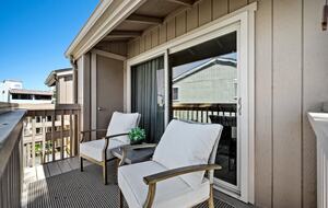 Modern Coastal Escape In Monterey Near Carmel - Monterey, California