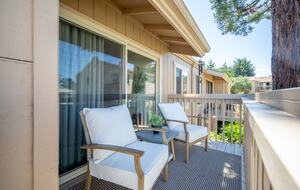 Modern Coastal Escape In Monterey Near Carmel - Monterey, California