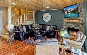 Rocky Point Lakefront Cabin - Inlet, New York