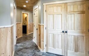 Rocky Point Lakefront Cabin - Inlet, New York