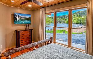 Rocky Point Lakefront Cabin - Inlet, New York