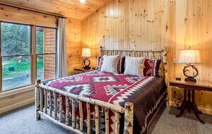 Rocky Point Lakefront Cabin - Inlet, New York