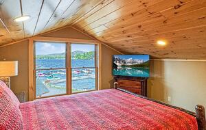 Rocky Point Lakefront Cabin - Inlet, New York