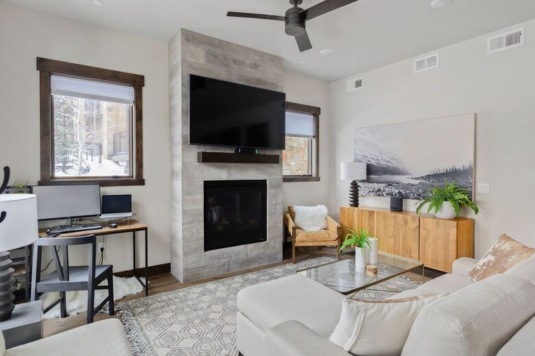 Alpine Luxury Steps from the Slopes - Park City, Utah