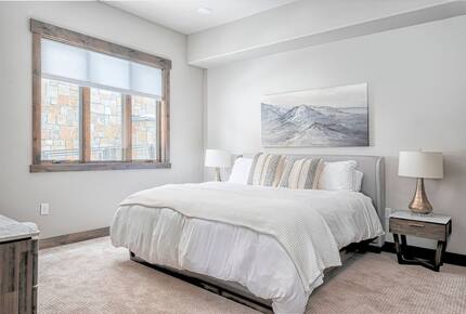 Alpine Luxury Steps from the Slopes - Park City, Utah