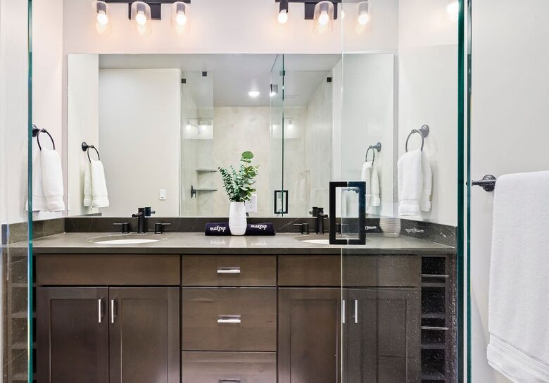 Alpine Luxury Steps from the Slopes - Park City, Utah