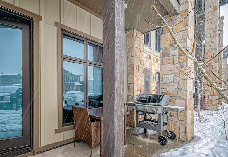 Alpine Luxury Steps from the Slopes - Park City, Utah