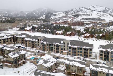 Alpine Luxury Steps from the Slopes - Park City, Utah