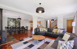 Spacious Retreat by the Canyon Walk - Bright, Australia