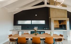 Exclusive Off-Grid Lodge Near Addo National Park - Addo, South Africa