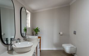 Exclusive Off-Grid Lodge Near Addo National Park - Addo, South Africa