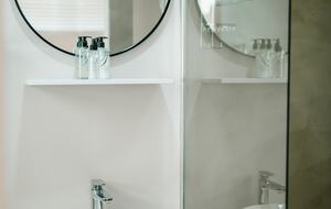 Exclusive Off-Grid Lodge Near Addo National Park - Addo, South Africa