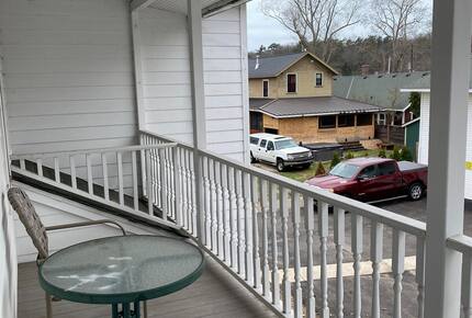 Lakeview Loft in the Heart of Saugatuck - Saugatuck, Michigan