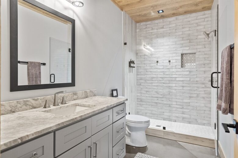 Modern Mountain Retreat with Outdoor Living & Spa Amenities - Blue Ridge, Georgia