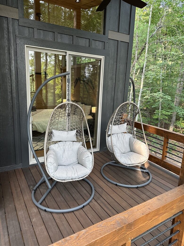 Modern Mountain Retreat with Outdoor Living & Spa Amenities - Blue Ridge, Georgia