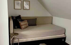 Stylish City Retreat in the Heart of Bucktown - Chicago, Illinois