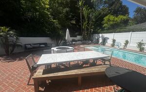 Elegant Haven in Brentwood Hills - Los Angeles, California