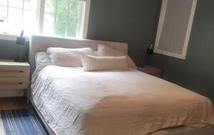 Elegant Haven in Brentwood Hills - Los Angeles, California