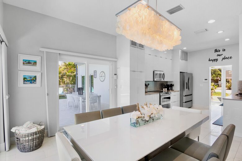 Island Life Villa - 5 Bed at Anna Maria, Florida - Holmes Beach, Florida