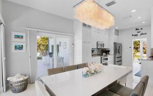 Island Life Villa - 5 Bed at Anna Maria, Florida - Holmes Beach, Florida