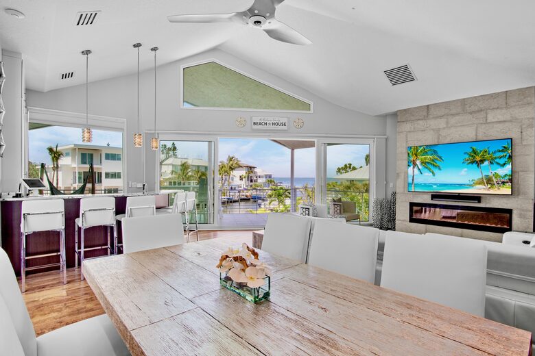 Island Life Villa - 5 Bed at Anna Maria, Florida - Holmes Beach, Florida