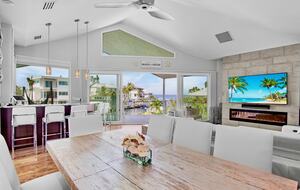Island Life Villa - 5 Bed at Anna Maria, Florida - Holmes Beach, Florida