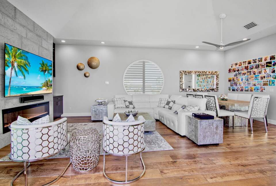 Island Life Villa - 5 Bed at Anna Maria, Florida - Holmes Beach, Florida