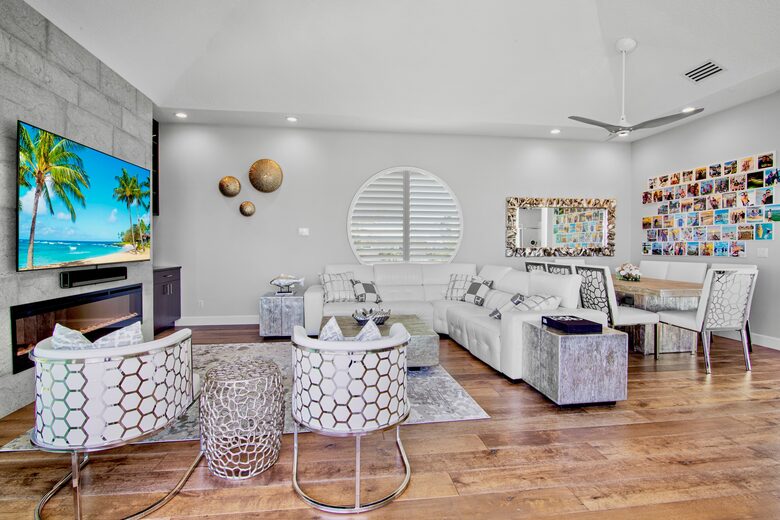 Island Life Villa - 5 Bed at Anna Maria, Florida - Holmes Beach, Florida