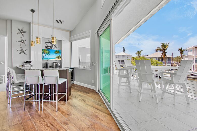 Island Life Villa - 5 Bed at Anna Maria, Florida - Holmes Beach, Florida