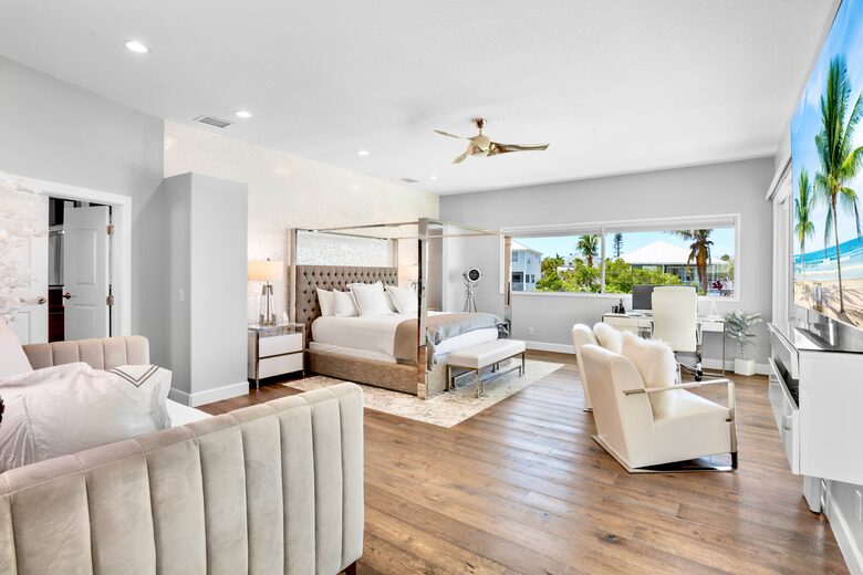 Island Life Villa - 5 Bed at Anna Maria, Florida - Holmes Beach, Florida