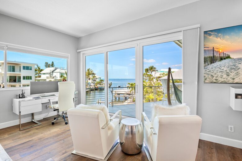 Island Life Villa - 5 Bed at Anna Maria, Florida - Holmes Beach, Florida