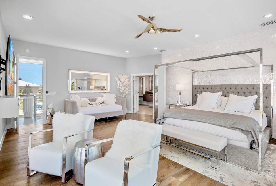 Island Life Villa - 5 Bed at Anna Maria, Florida - Holmes Beach, Florida