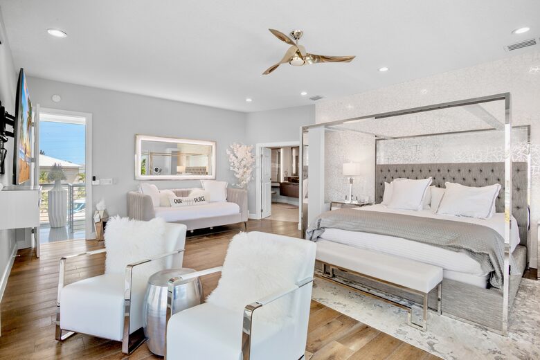 Island Life Villa - 5 Bed at Anna Maria, Florida - Holmes Beach, Florida