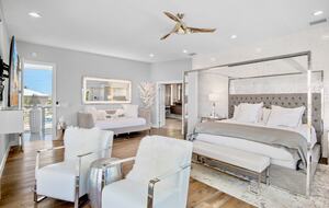 Island Life Villa - 5 Bed at Anna Maria, Florida - Holmes Beach, Florida