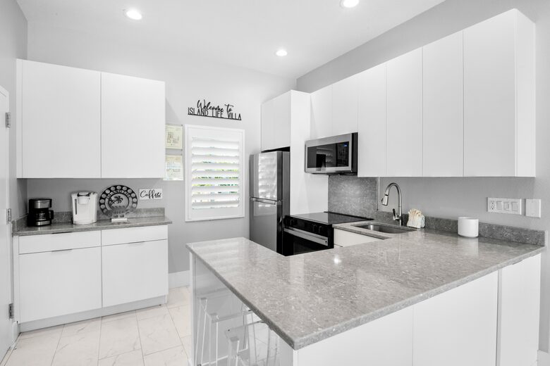 Island Life Villa - 5 Bed at Anna Maria, Florida - Holmes Beach, Florida