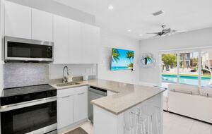 Island Life Villa - 5 Bed at Anna Maria, Florida - Holmes Beach, Florida