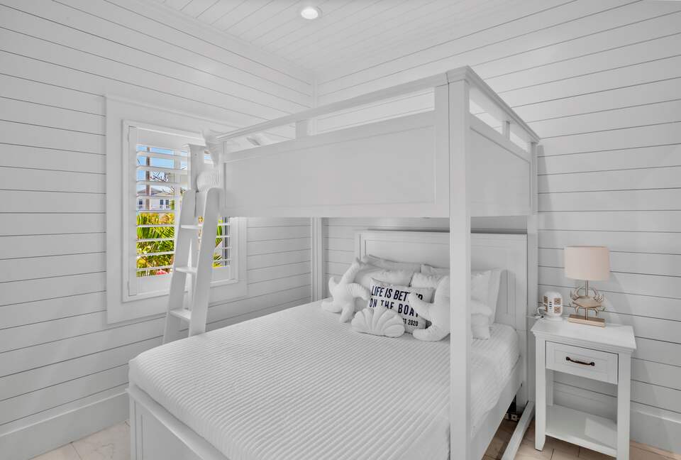 Island Life Villa - 5 Bed at Anna Maria, Florida - Holmes Beach, Florida