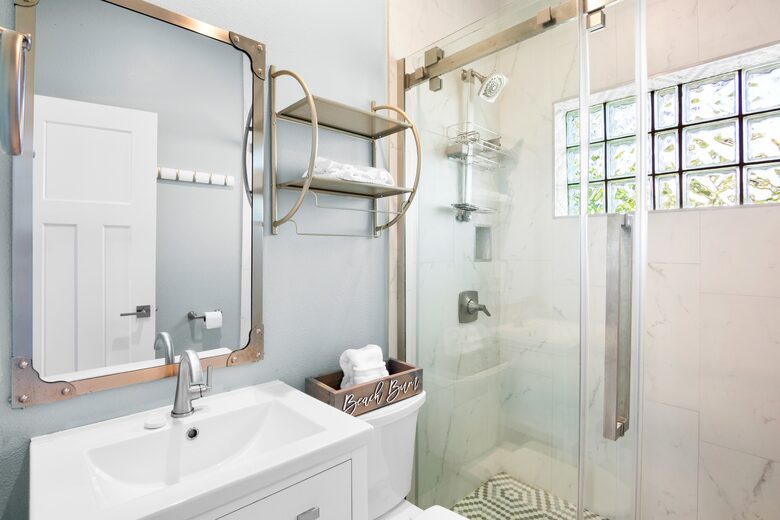 Island Life Villa - 5 Bed at Anna Maria, Florida - Holmes Beach, Florida