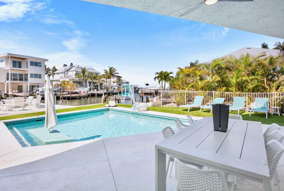 Island Life Villa - 5 Bed at Anna Maria, Florida - Holmes Beach, Florida