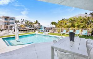 Island Life Villa - 5 Bed at Anna Maria, Florida - Holmes Beach, Florida