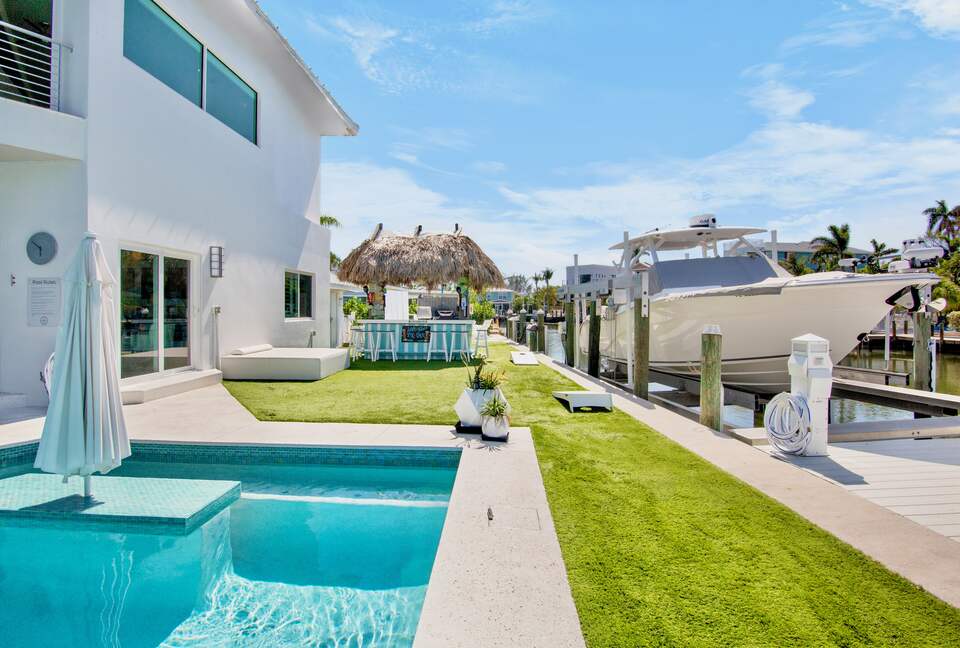 Island Life Villa - 5 Bed at Anna Maria, Florida - Holmes Beach, Florida