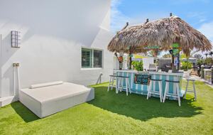Island Life Villa - 5 Bed at Anna Maria, Florida - Holmes Beach, Florida