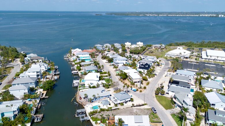Island Life Villa - 5 Bed at Anna Maria, Florida - Holmes Beach, Florida