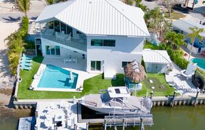 Island Life Villa - 5 Bed at Anna Maria, Florida - Holmes Beach, Florida