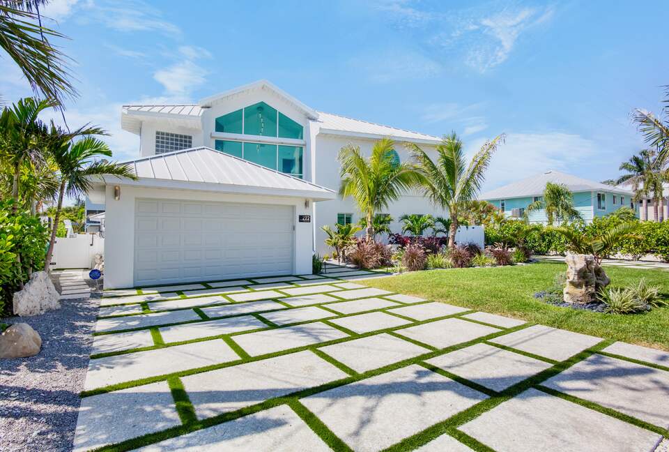 Island Life Villa - 5 Bed at Anna Maria, Florida - Holmes Beach, Florida