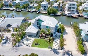 Island Life Villa - 5 Bed at Anna Maria, Florida - Holmes Beach, Florida
