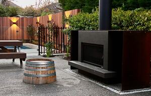 Architectural Retreat with Luxe Outdoor Oasis in Queenstown - Queenstown, New Zealand